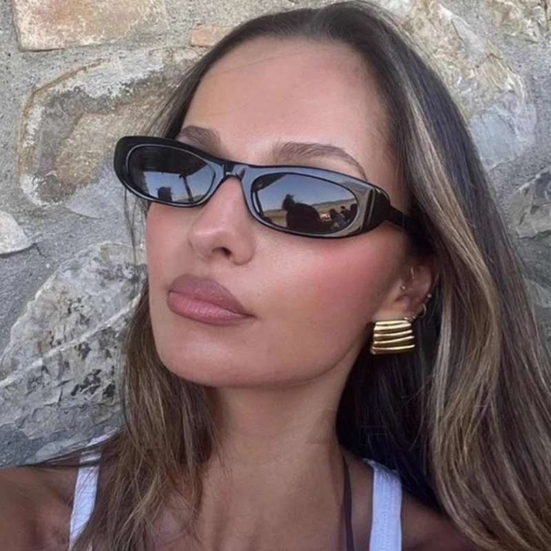 Kleine ovale Sonnenbrille für  – Designer Sunglasses Bewertung und Preis
